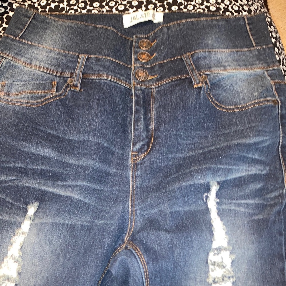 Women’s jeans